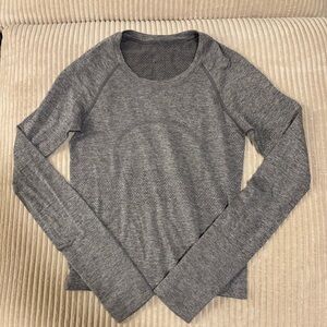 LULULEMON Heathered Gray Swiftly Tech Long Sleeve Cropped Top